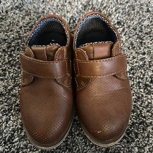 Toddler boy brown dress shoe size 6